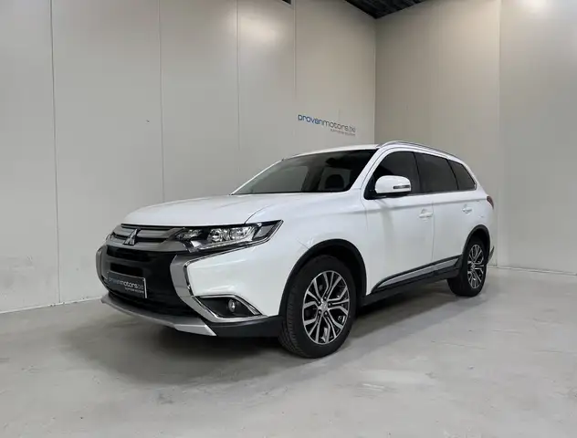 Mitsubishi Outlander 2.0 Benzine Autom. -  7 PL - GPS - Topstaat! 1S...
