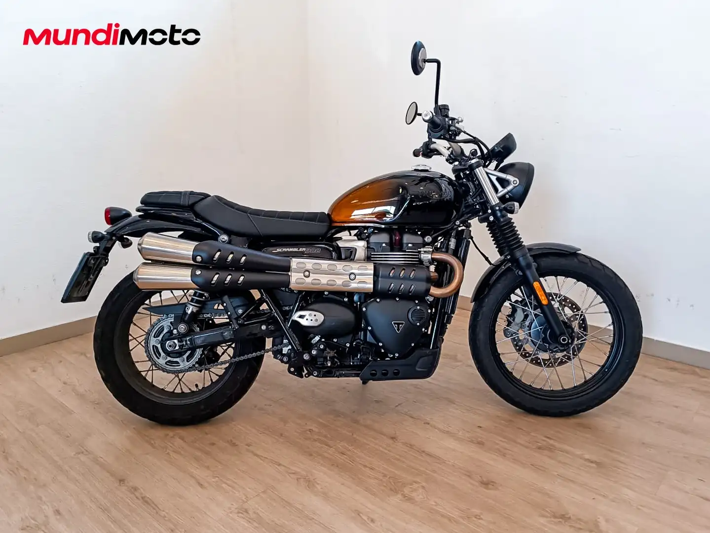 Triumph Scrambler - 1