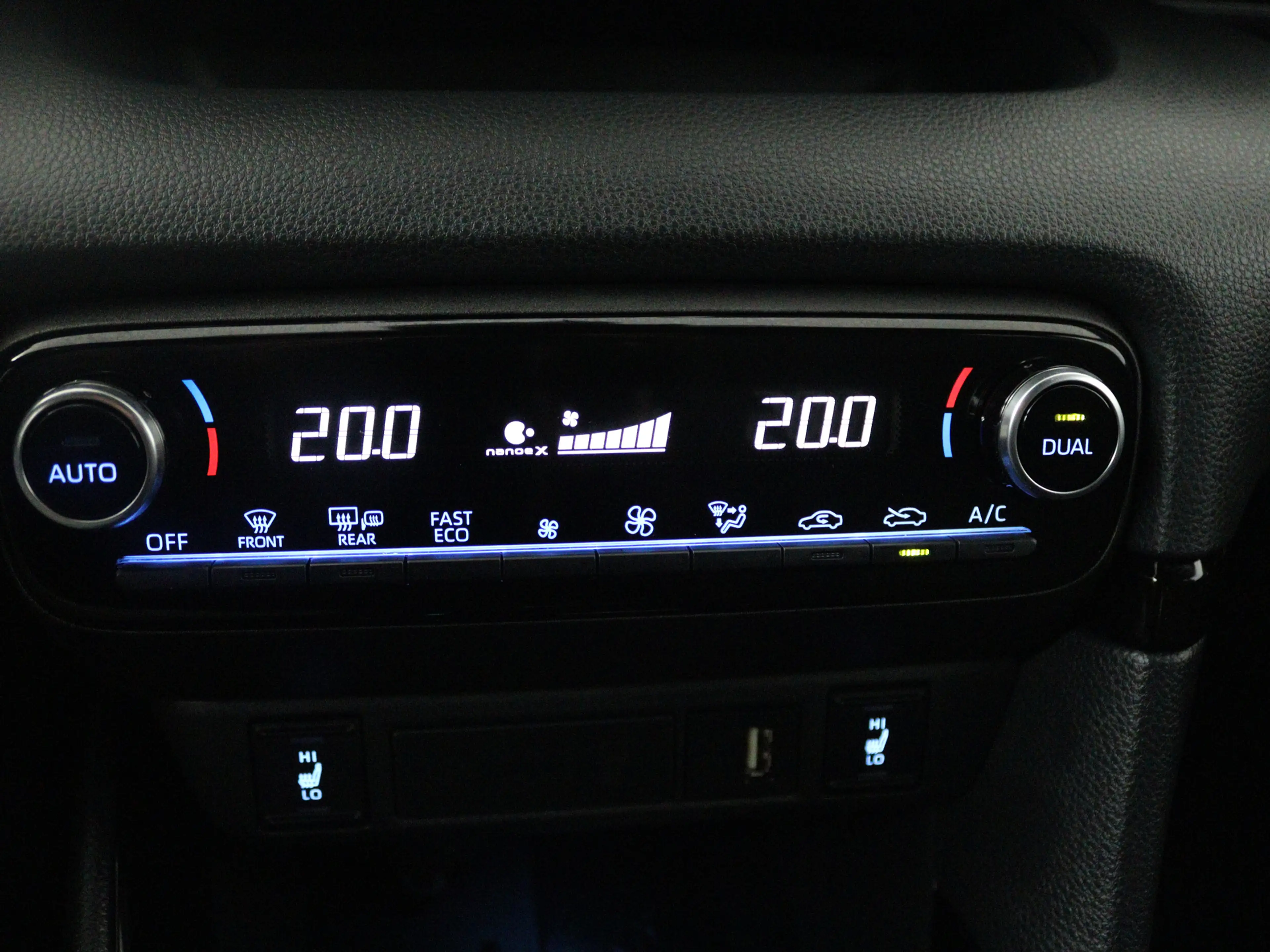 Toyota Yaris 1.5 Hybrid Executive | Navigatie | — photo 6