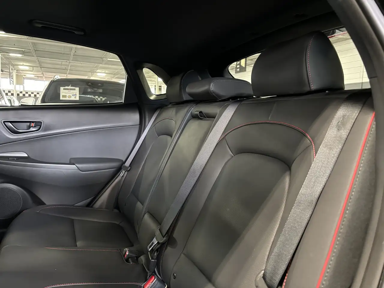 Hyundai KONA снимка Hyundai KONA