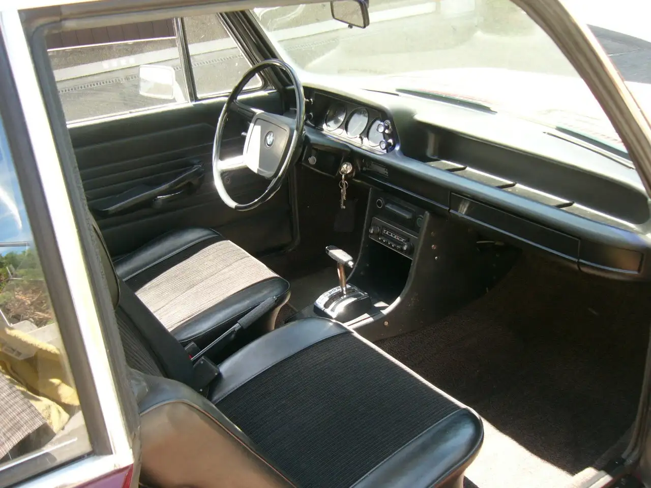BMW 2002 Autom. mit Schiebedach, H-Zulassung, v. Neuteile, foto 12