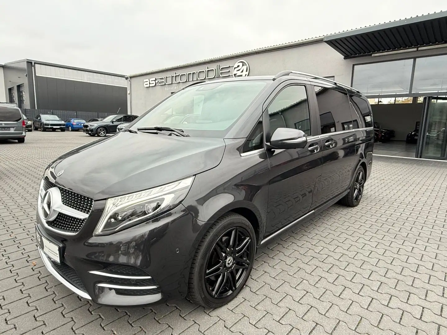 Mercedes-Benz V 300 V300d*EXCLUSIVE*EDITION*4MATIC*360°ACC*AHK*LED* Grau - 2