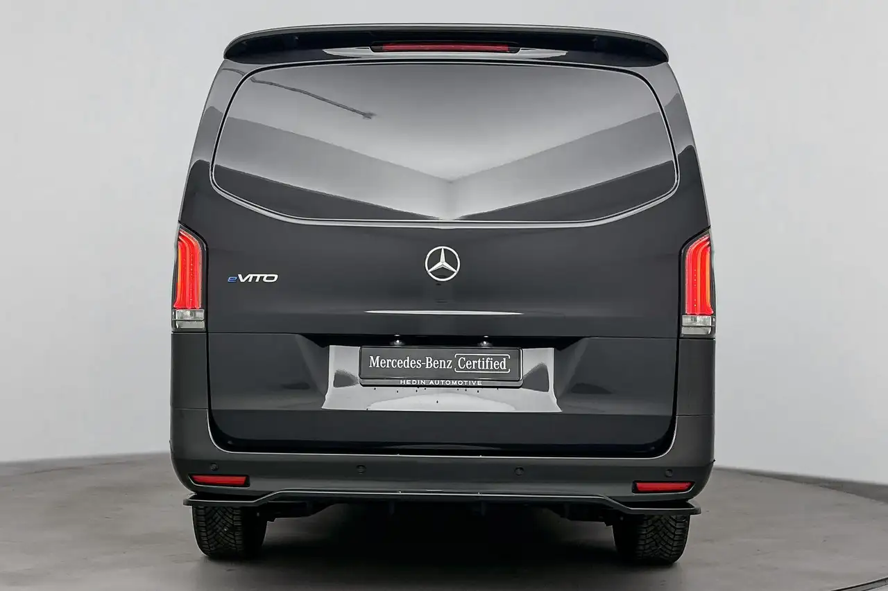 Mercedes-Benz Vito 2026 — фото 6