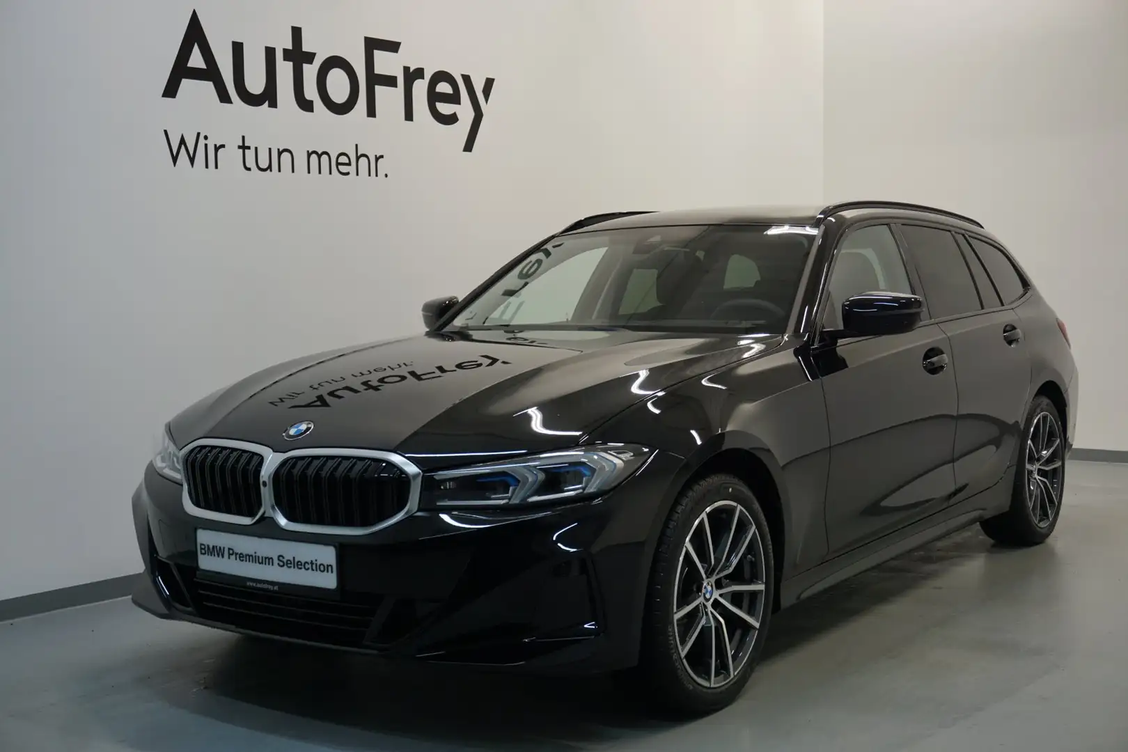 BMW 320 320d xDrive Schwarz - 1