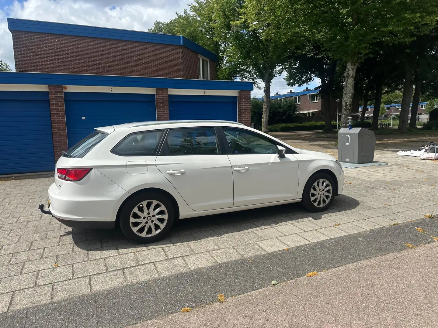 SEAT Leon 1.4 TSI Style Business NW APK Snow White Wit - 2