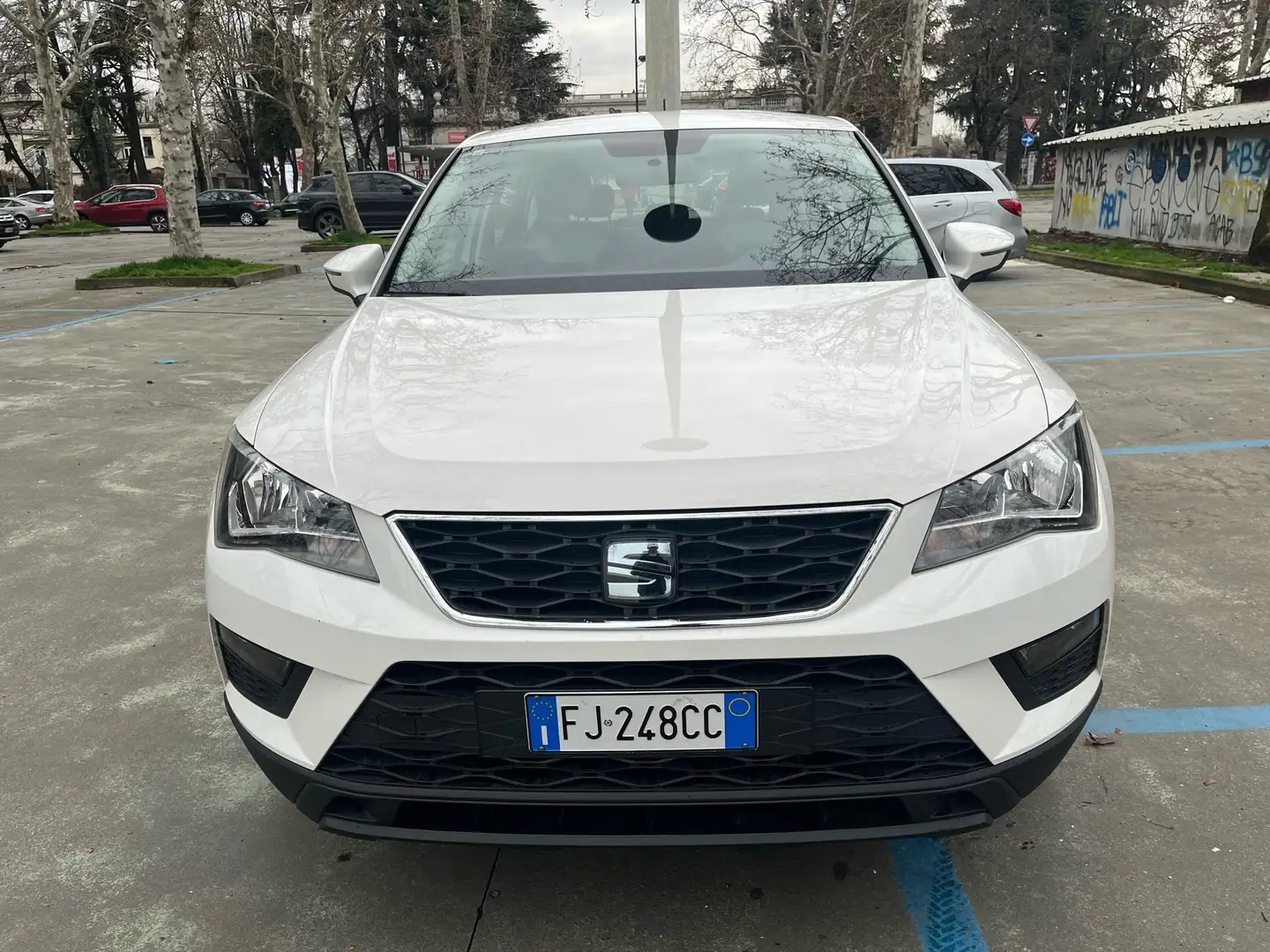 SEAT Ateca 1.0 tsi Style Bianco - 2