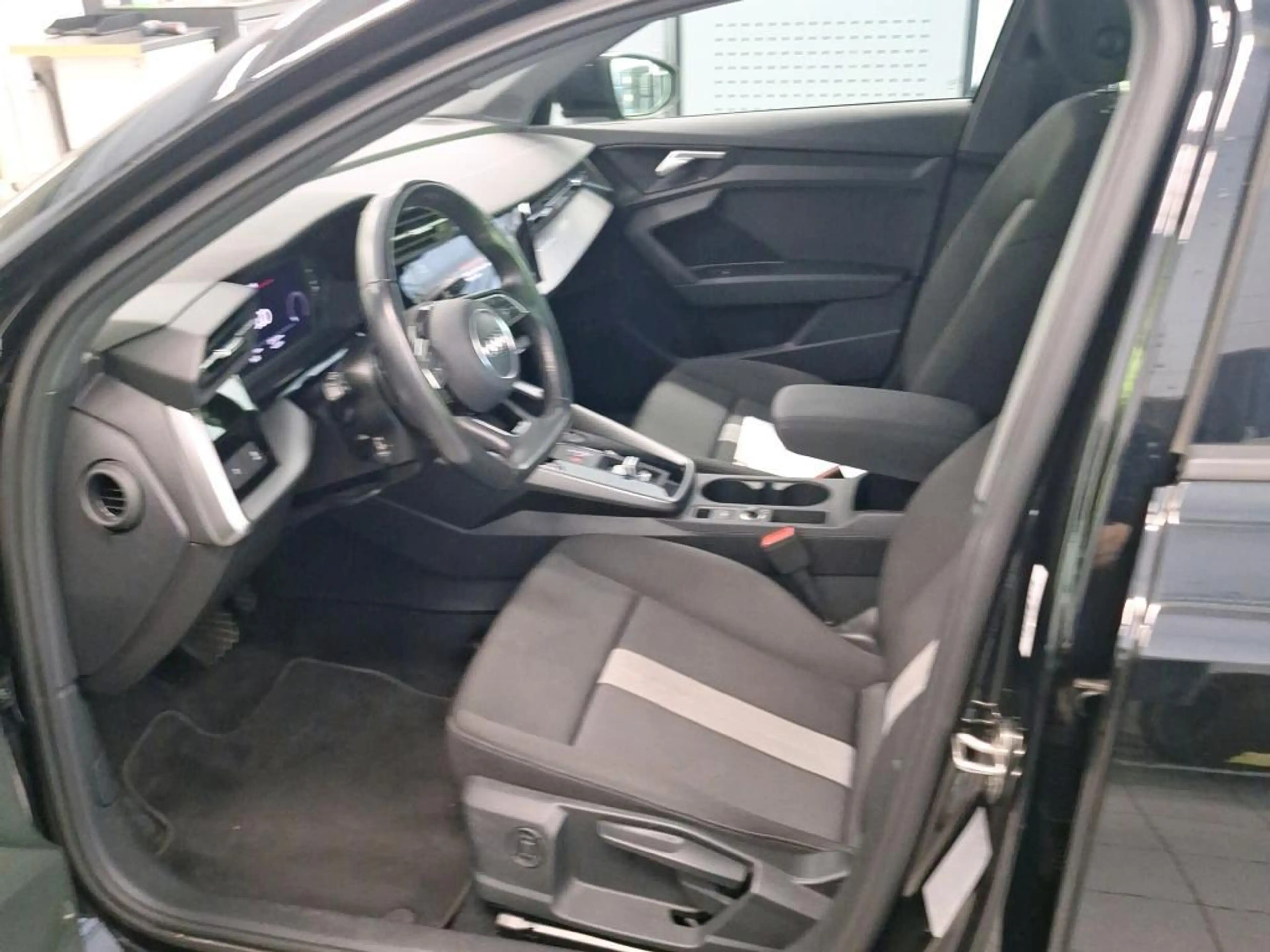 Audi A3 30TDI SPORTBACK S-LINE*CAM*AMBIENTE*ViCo*SHZ — photo 7