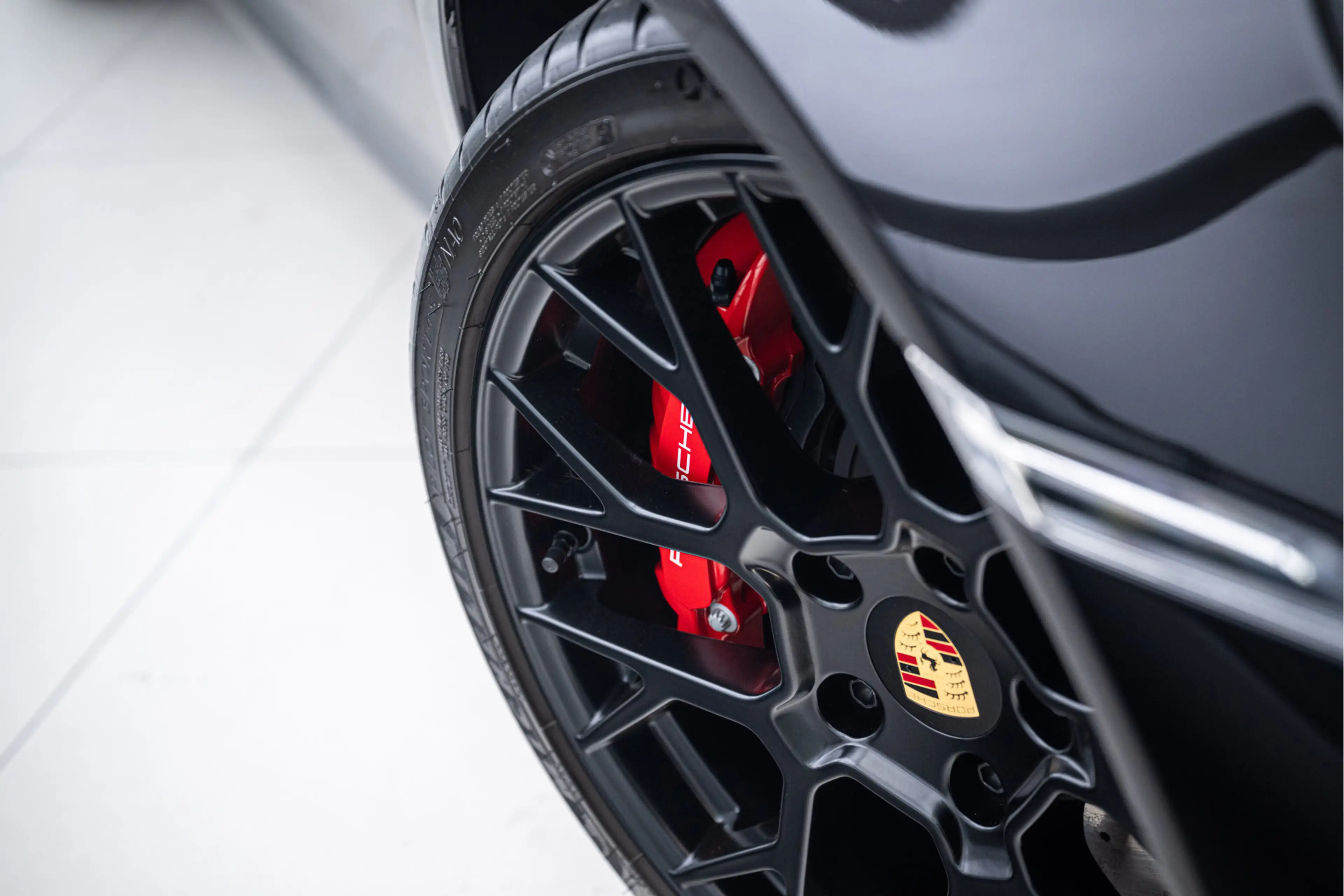 Porsche 992 Cabrio 3.0 Carrera 4 GTS | Sportuitlaat | Sportsto — photo 11