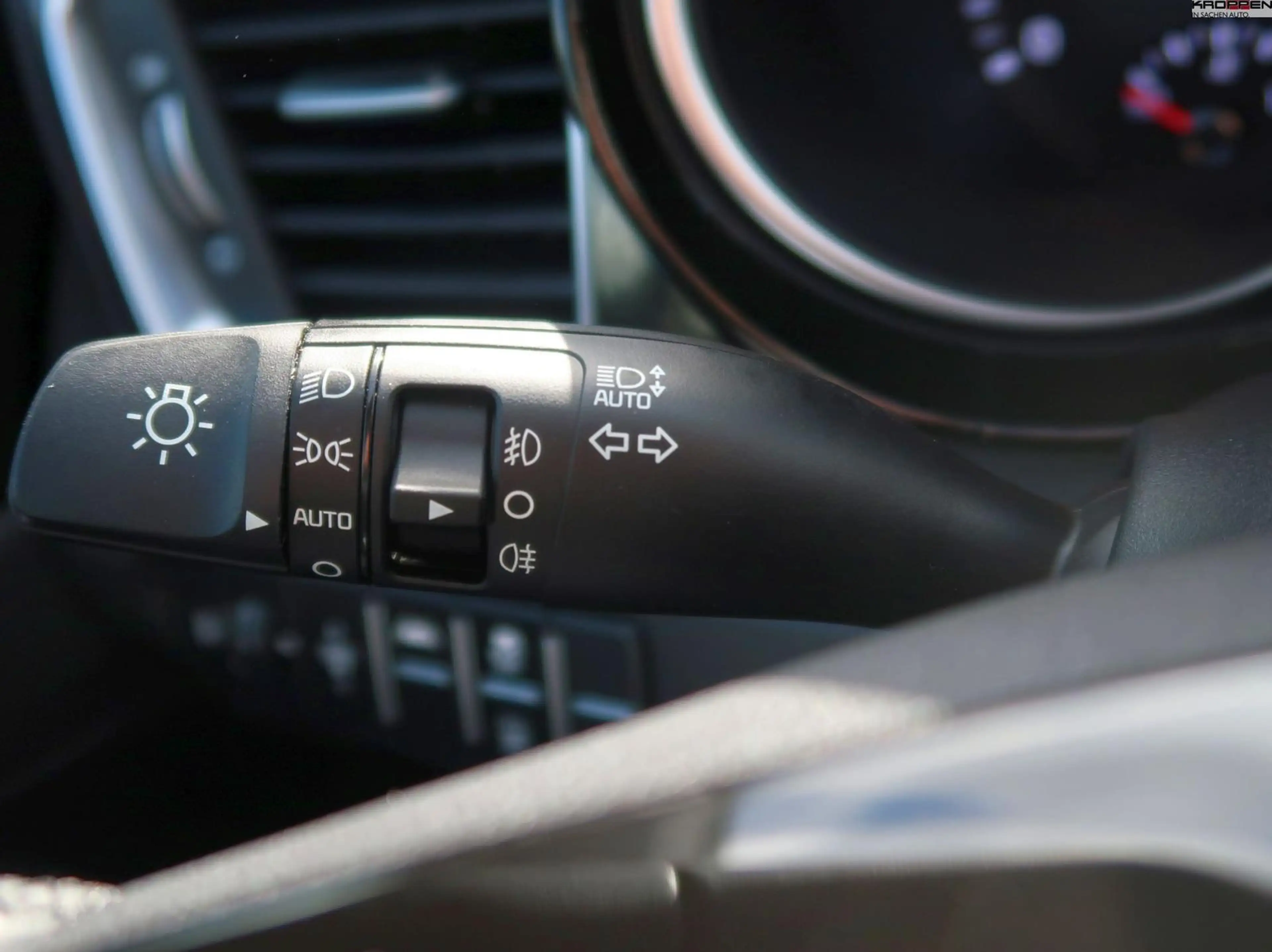 Kia XCeed Vision DCT7 Komf. Navi M+S-Allw. — photo 12