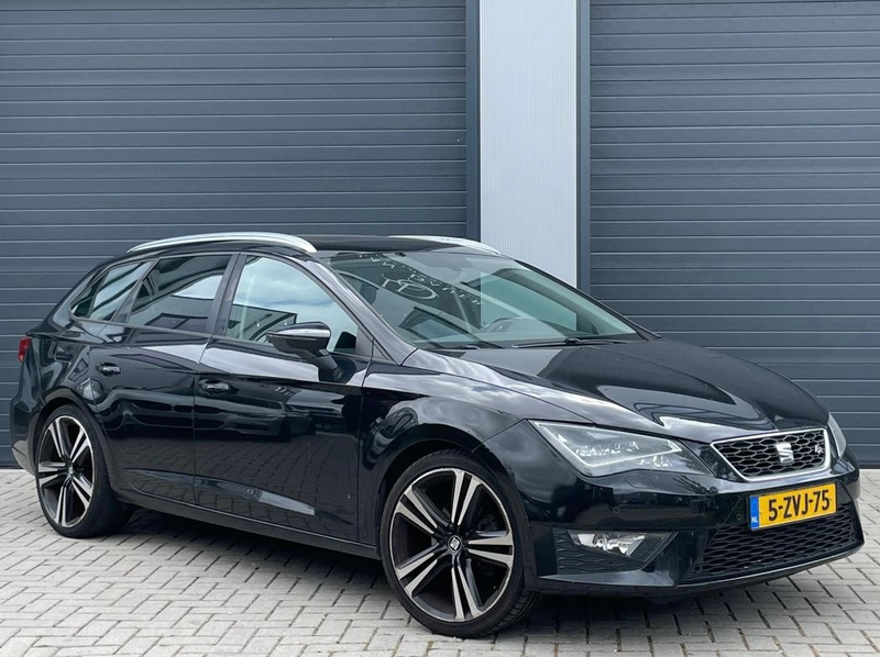 SEAT Leon ST 1.4 TSI ACT FR Dynamic / LUXE / CRUISE / — photo 2