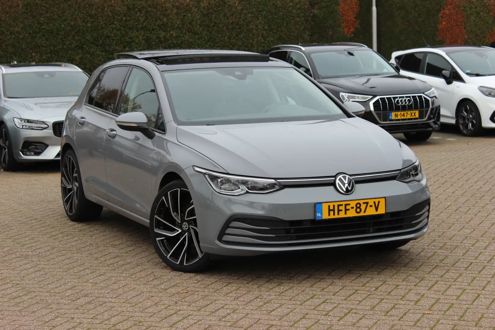 Volkswagen Golf 1.5 TSI / Panoramadak / CarPlay / Keyless / Parkee Gris - 1