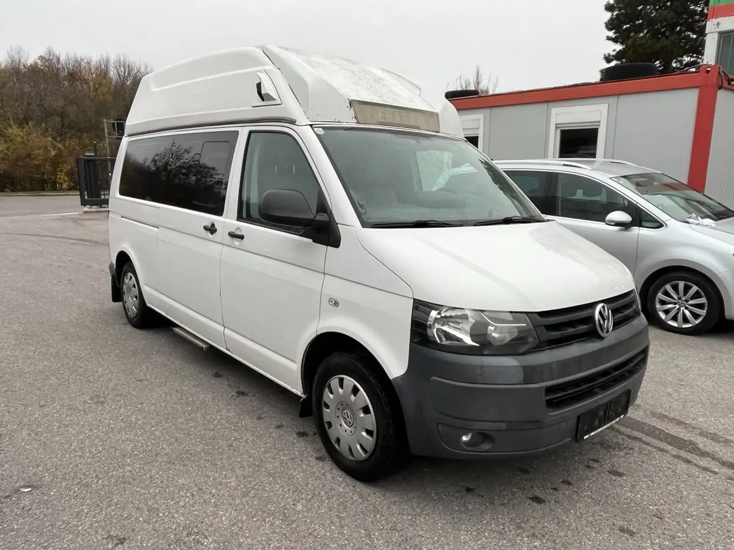 Volkswagen T5 Transporter lang 4Motion Allrad Hoch dach KTW/Klima/AHK/PDC Weiß - 1