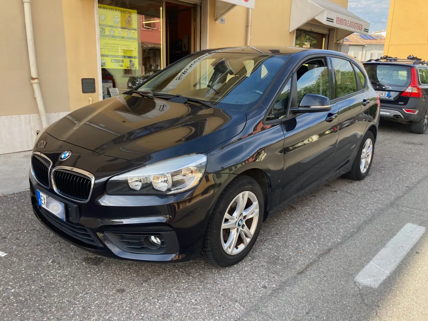 BMW 216 216d Active Tourer Nero - 2