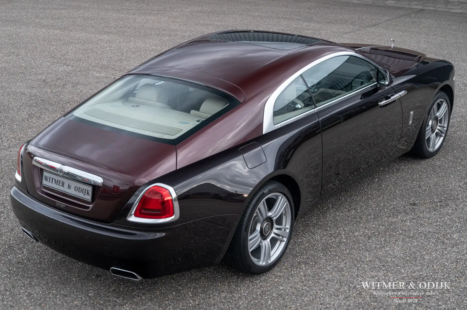 Rolls-Royce Wraith 6.6 V12 Schwarz - 2