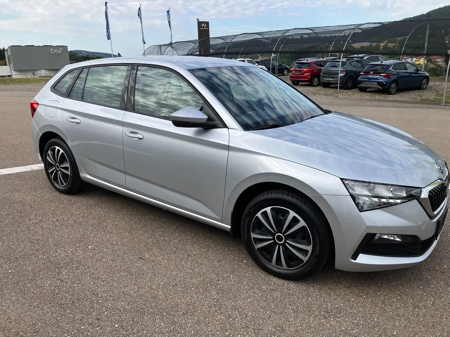 Skoda Scala Active Grau - 2