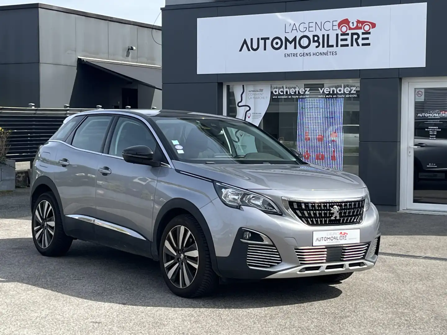 Peugeot 3008 1.2 130 ch ACTIVE BVM6 - CAMERA CAR PLAY GPS Gris - 1