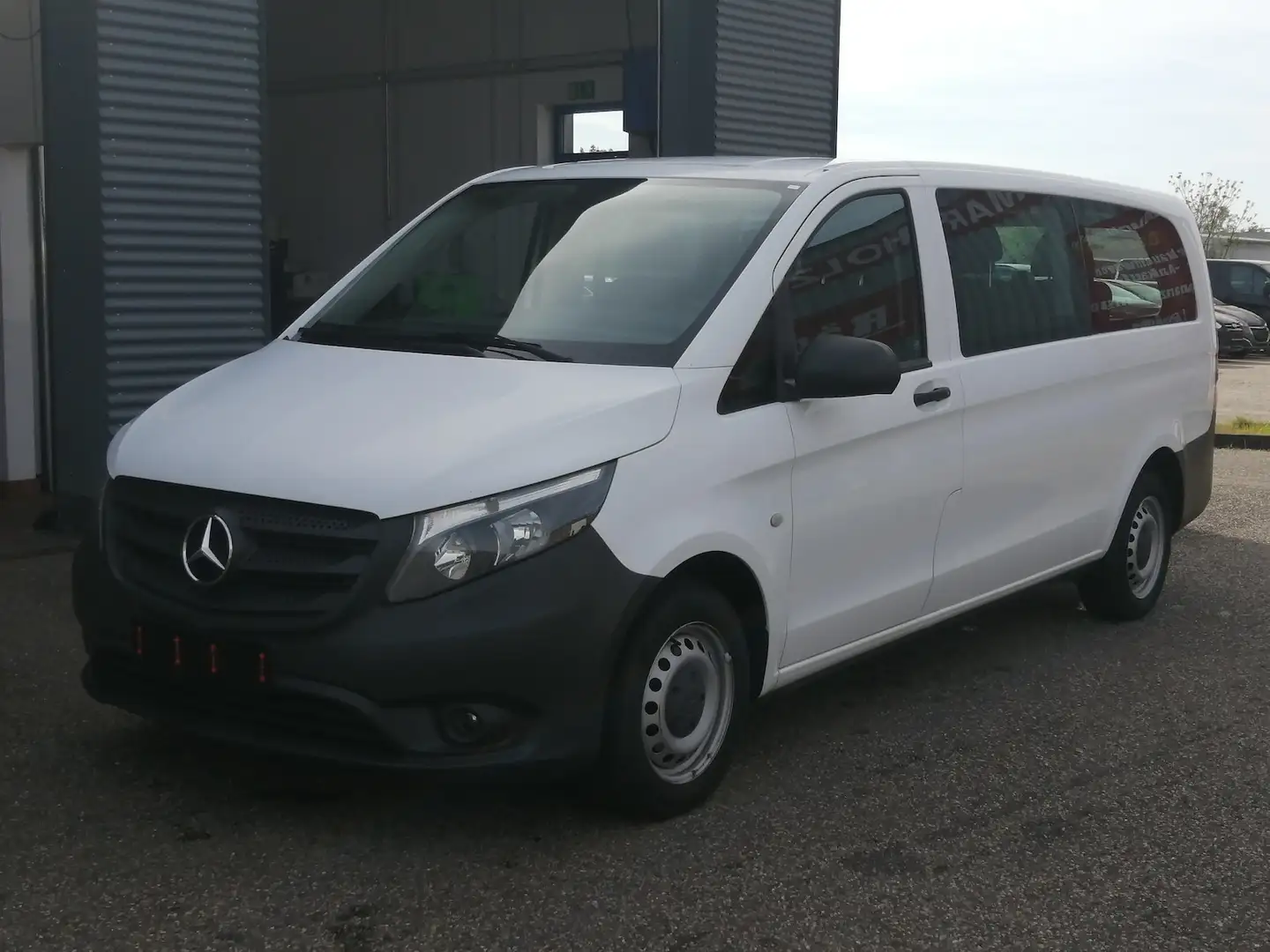 Mercedes-Benz Vito 114 CDI Pro extralang NAVI 8 Sitze Bílá - 1