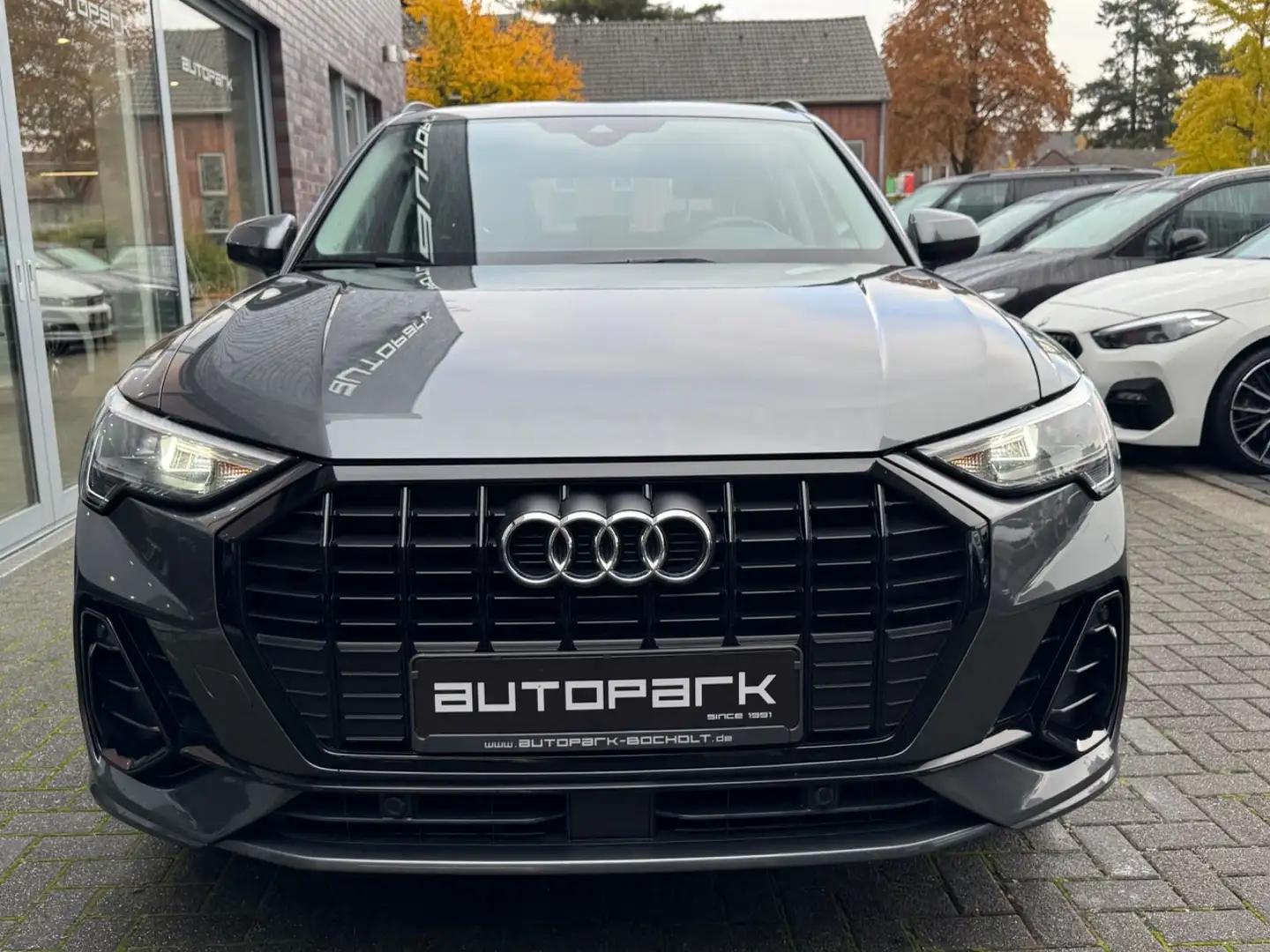 Audi Q3 35 TFSI S line Daytona Kamera ACC AHK Komfort Gris - 2