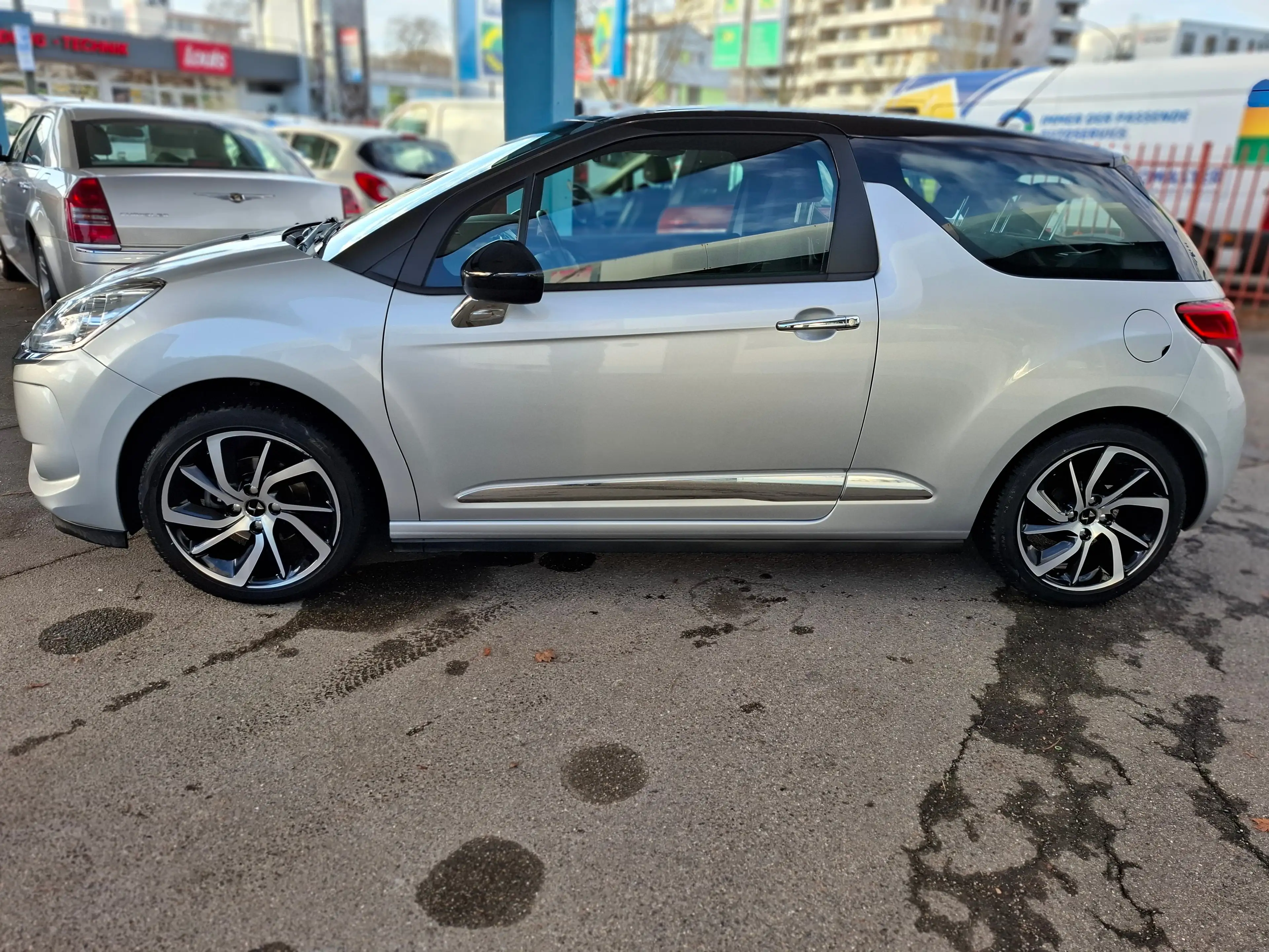 DS Automobiles DS 3 So Chic — photo 14