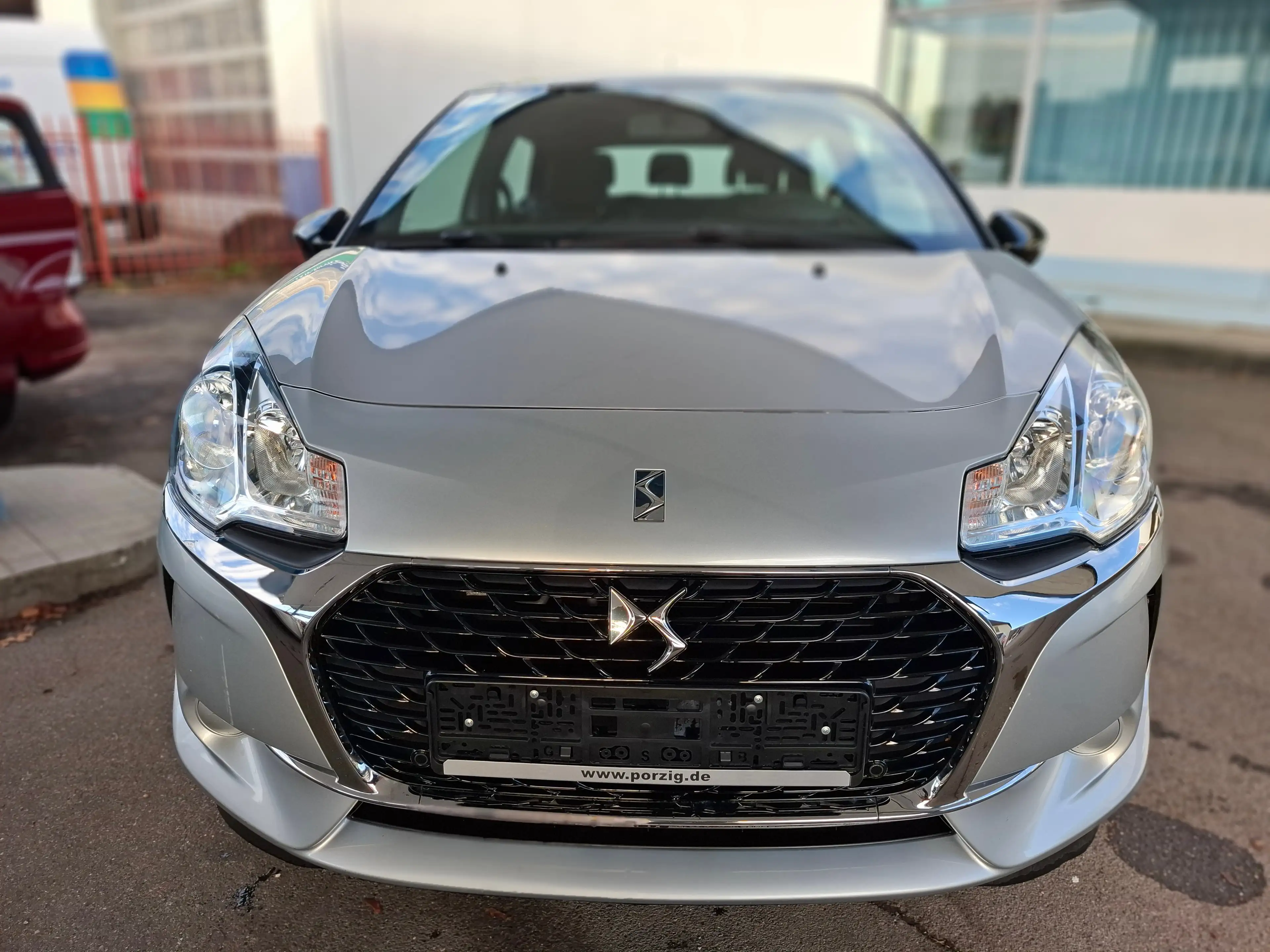 DS Automobiles DS 3 So Chic — photo 7