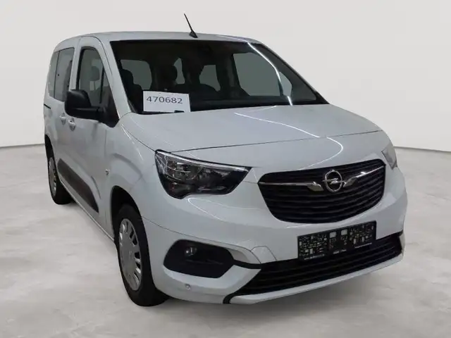Opel Combo view 2