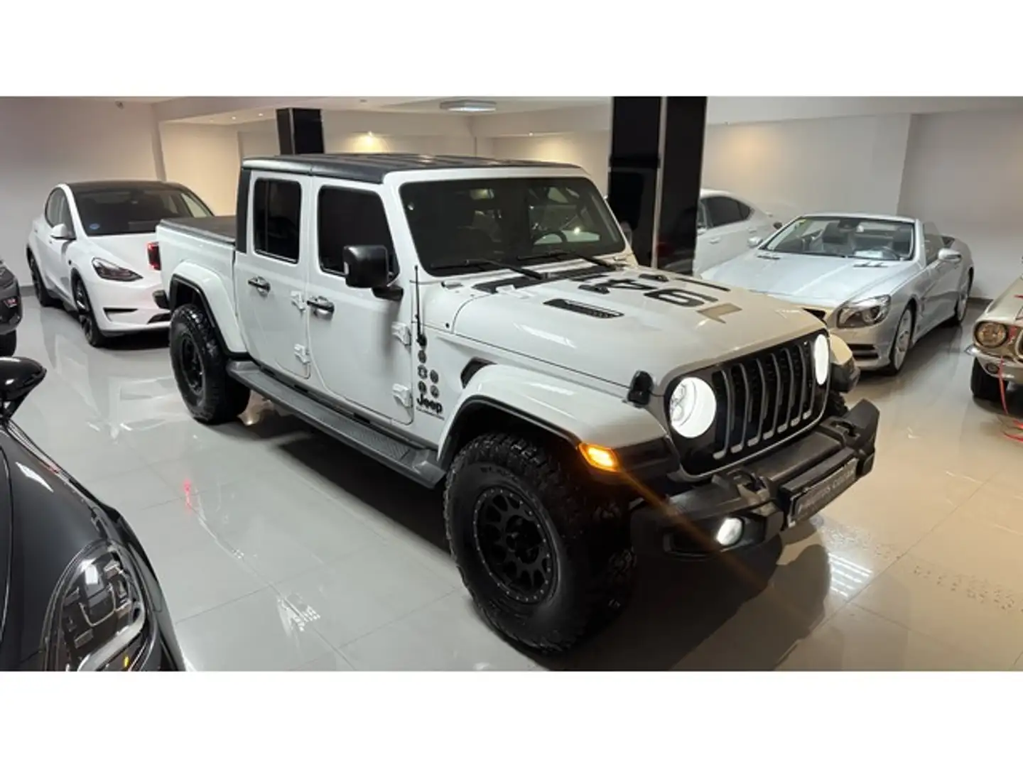 Jeep Gladiator 3.0 CRD Overland Blanco - 1