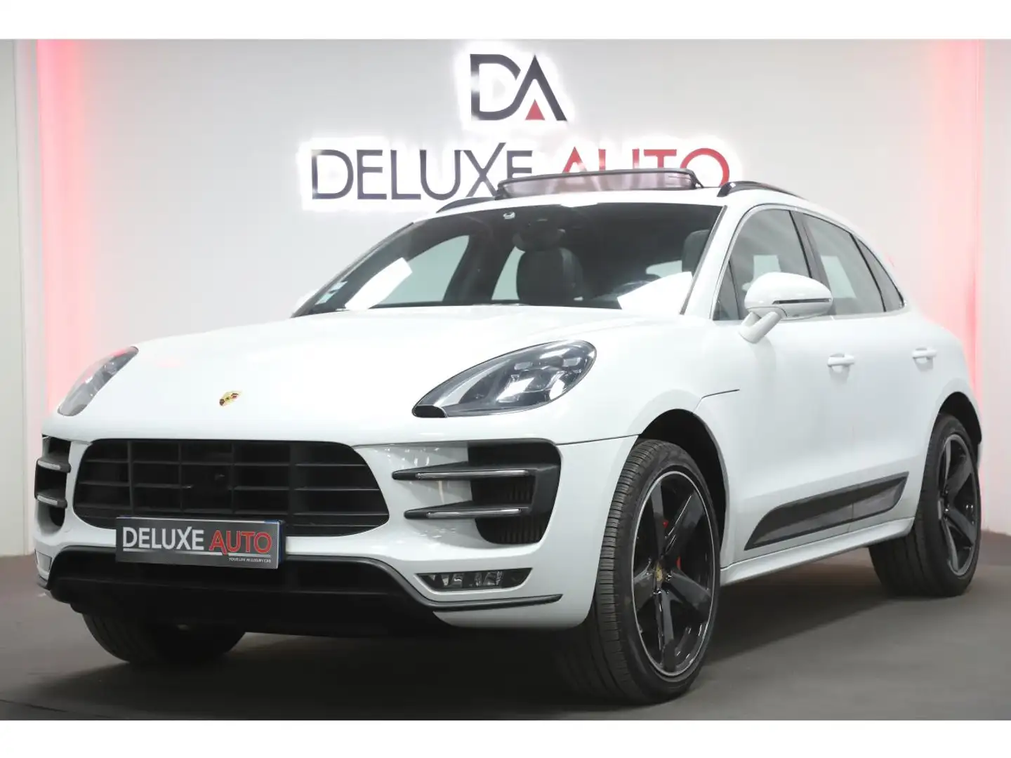 Porsche Macan Turbo 3.6i V6 - BV PDK Blanc - 1