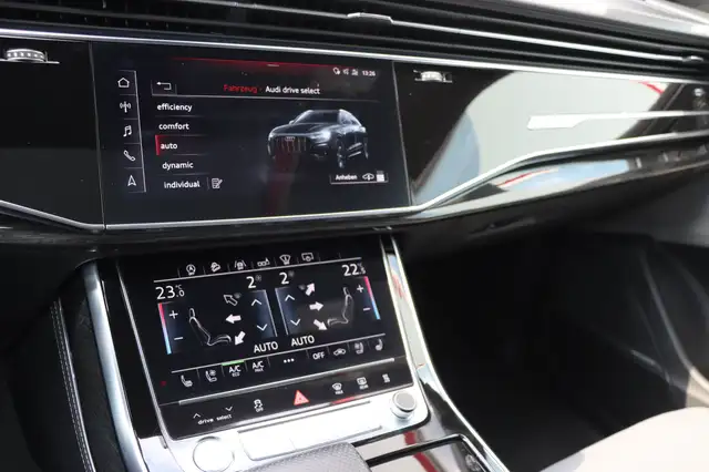 Audi Q8 50TDI | S-LINE | PANO | Nachtsicht | MEGA VOLL | Ansicht 40