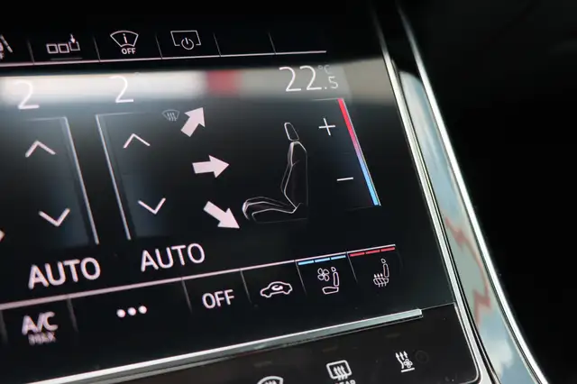 Audi Q8 50TDI | S-LINE | PANO | Nachtsicht | MEGA VOLL | Ansicht 33