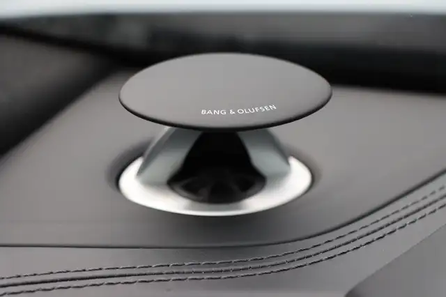 Audi Q8 50TDI | S-LINE | PANO | Nachtsicht | MEGA VOLL | Ansicht 30