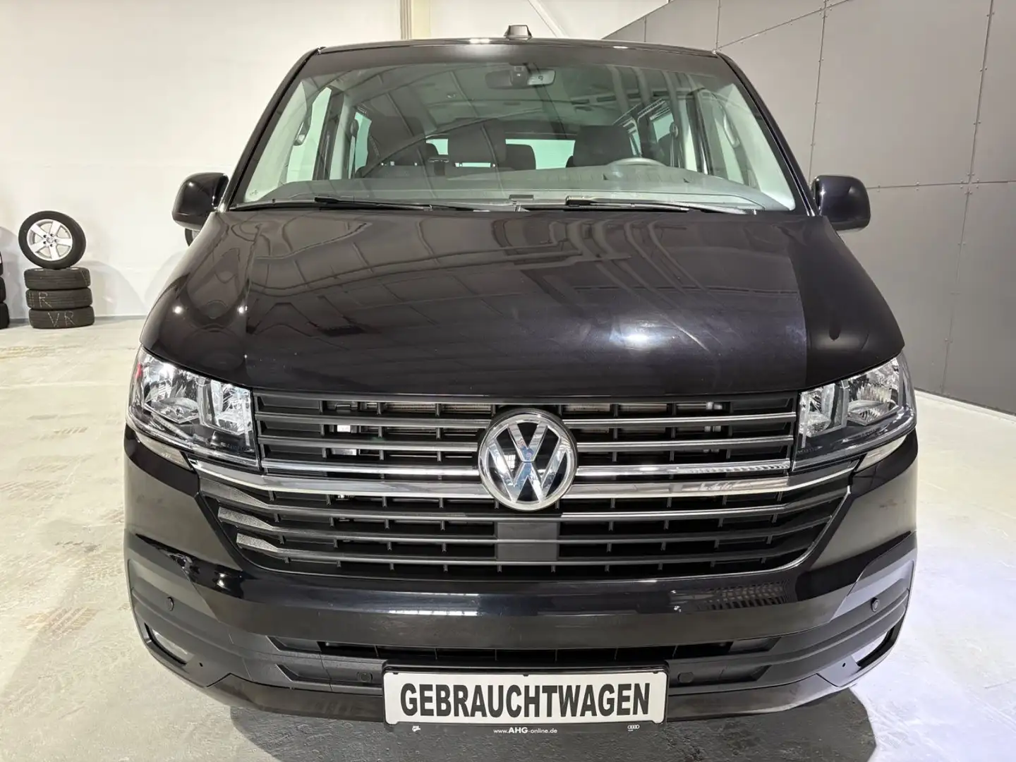 Volkswagen T6 Transporter T6.1 2.0 TDI Kombi*Klima*AHK*Frontscheibe hzg.* Zwart - 2