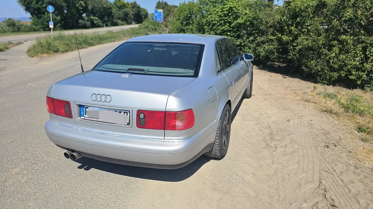 Audi A8 4.2 quattro, foto 6