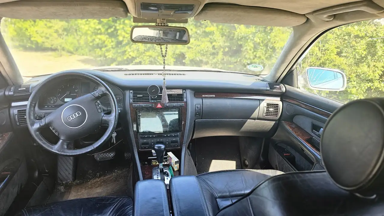 Audi A8 4.2 quattro, foto 7