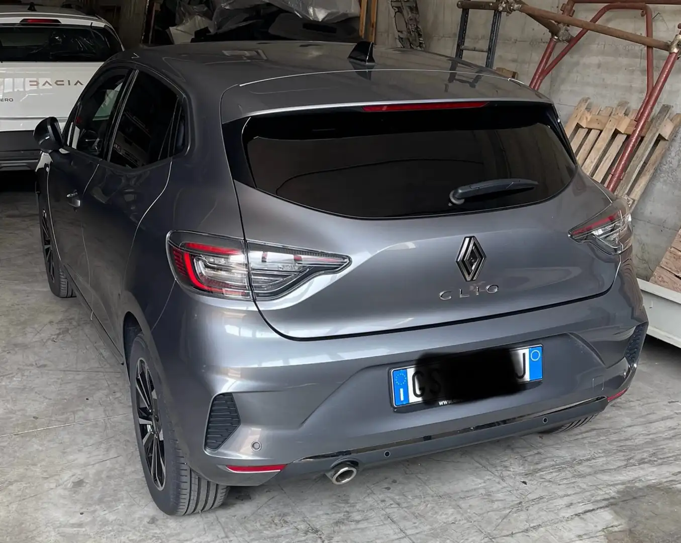 Renault Clio 1.0 tce Techno 90cv no finanziamento - 2