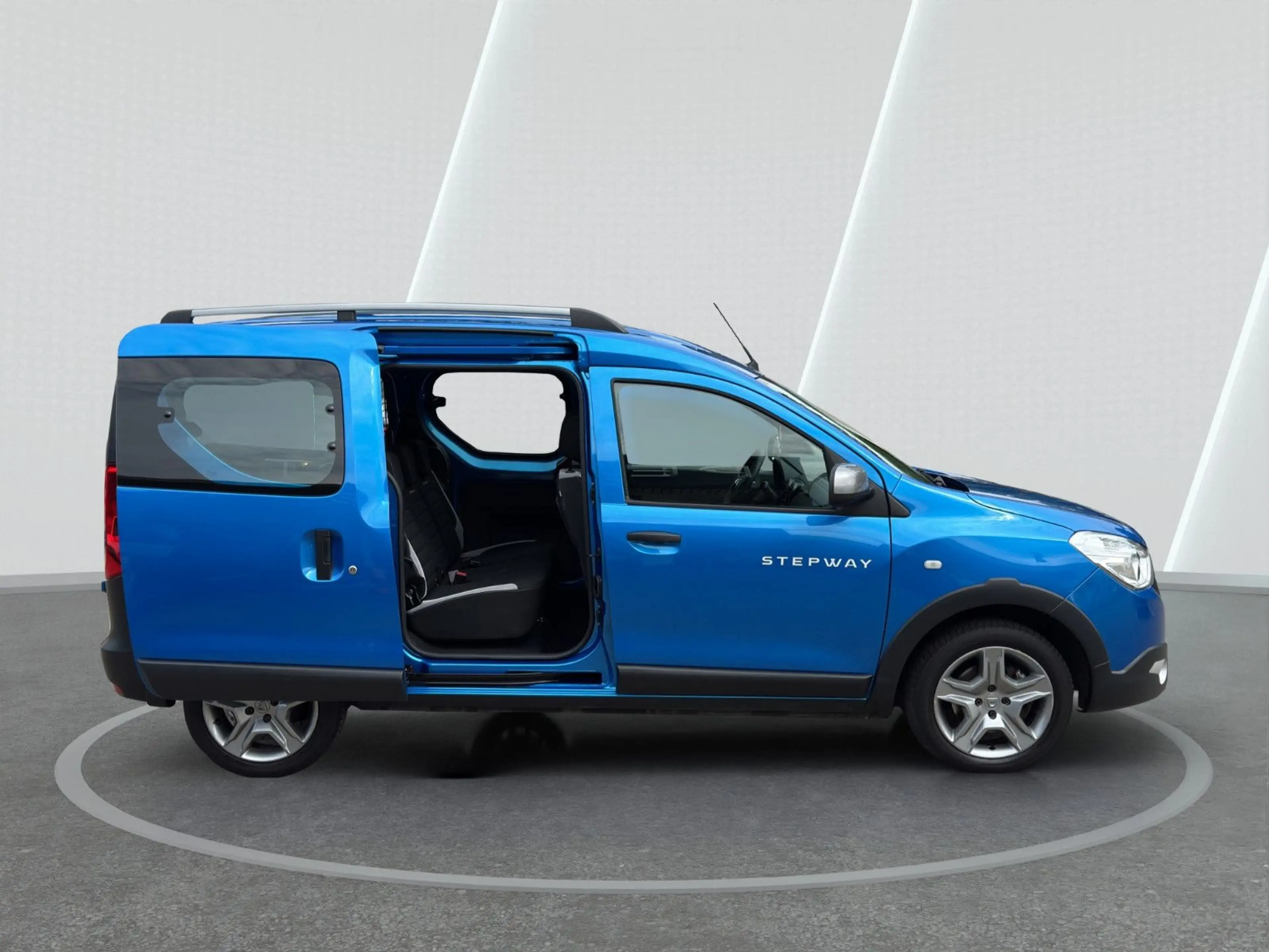 Dacia Dokker 1.3 TCe 130 Stepway Plus, Navi, Klima — photo 10