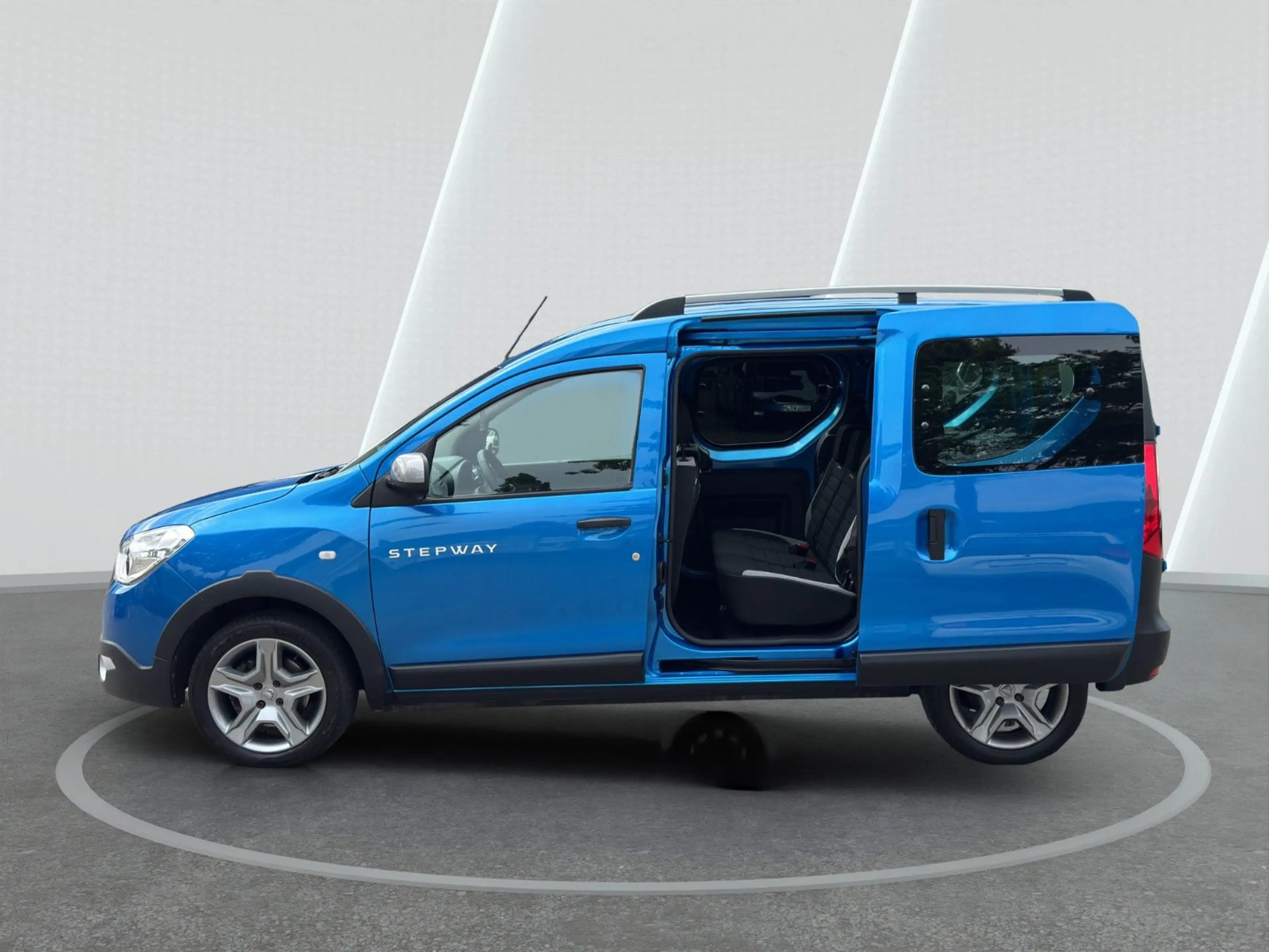 Dacia Dokker 1.3 TCe 130 Stepway Plus, Navi, Klima — photo 9