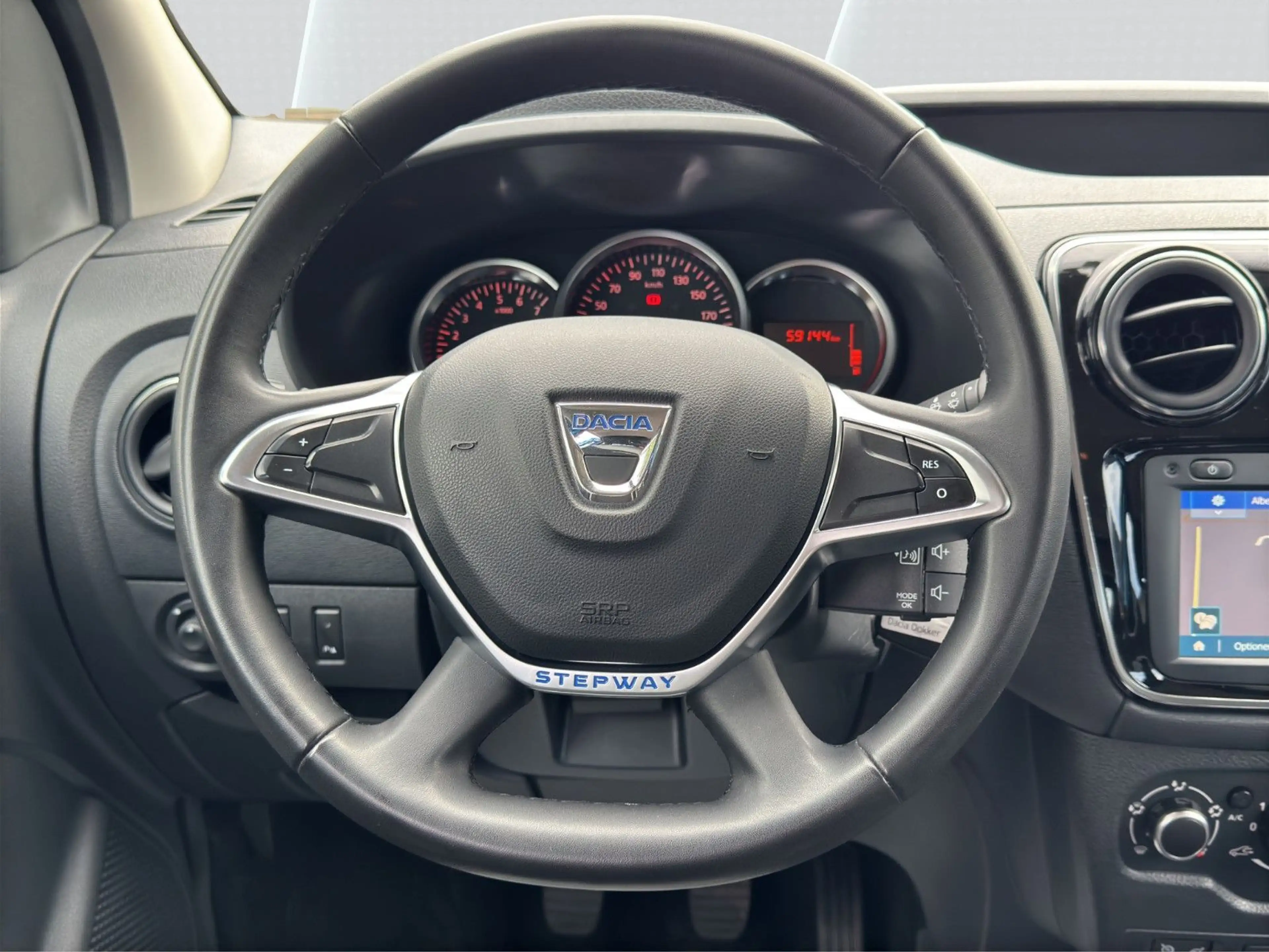 Dacia Dokker 1.3 TCe 130 Stepway Plus, Navi, Klima — photo 13
