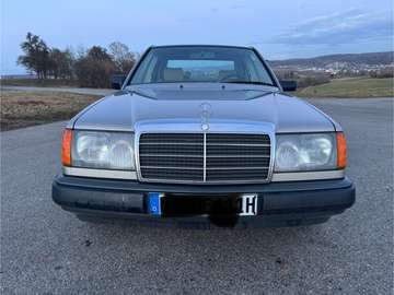 W124*Automatik*AHK*Schiebedach*H-Kennzeichen