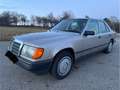 Mercedes-Benz 260 W124*Automatik*AHK*Schiebedach*H-Kennzeichen Silber - thumbnail 2