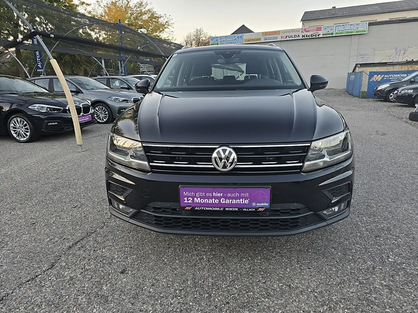 Volkswagen Tiguan 1.5 TSI BMT Comfortline *AHK*NAVI* Schwarz - 2