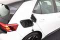 Volkswagen ID.3 First 58 kWh | Org NL | CarPlay | Adap. Cruise | 9 Wit - thumbnail 32