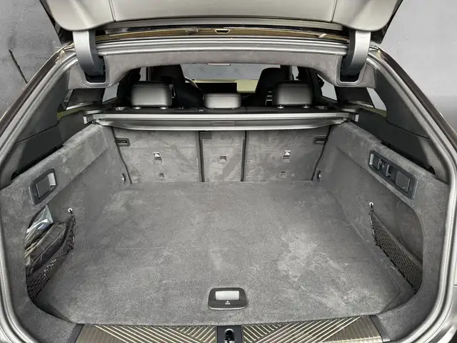 BMW M5 view 15