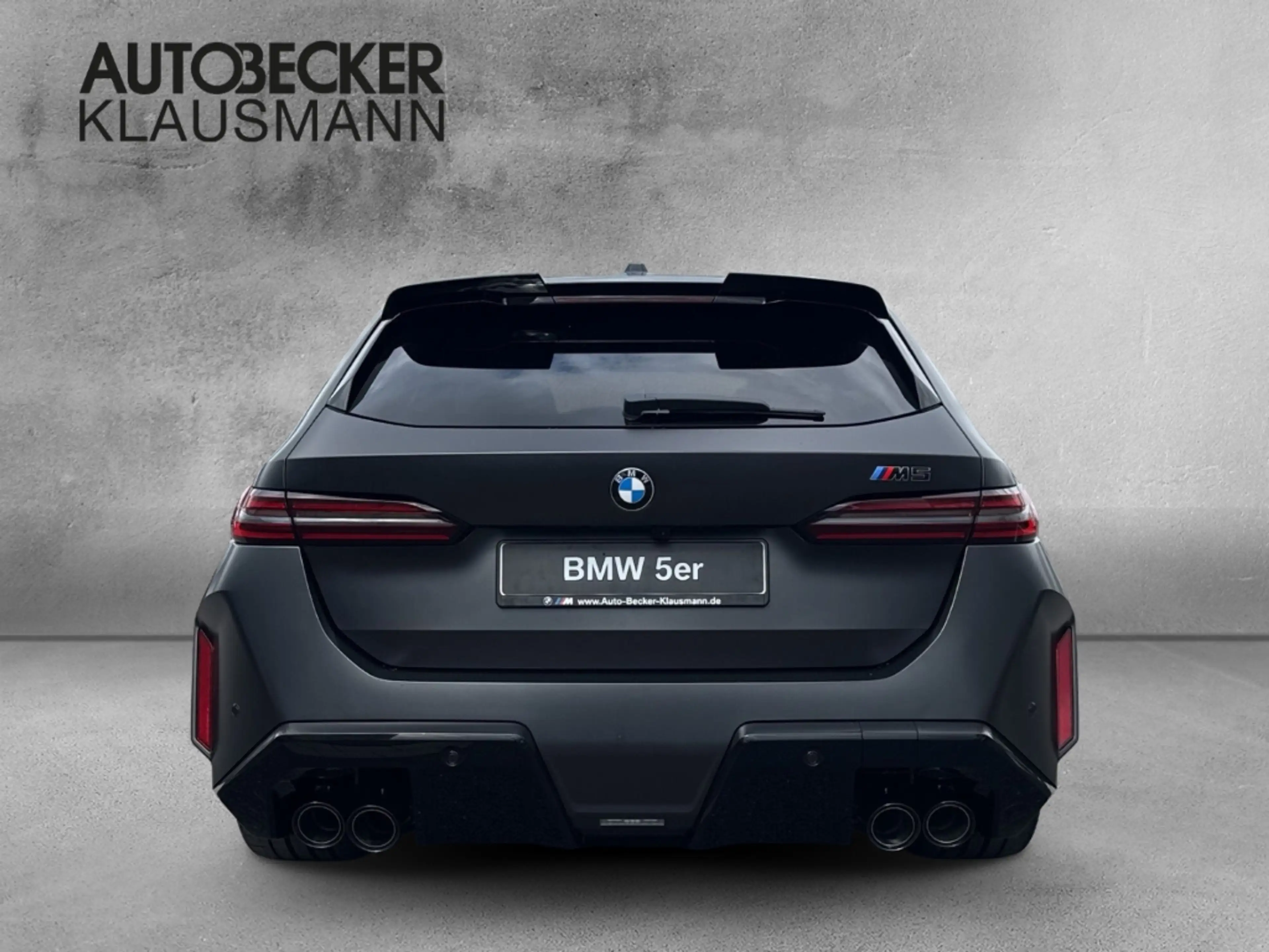 BMW M5 Touring LMR 20''/21'' Park-Assistent AHK-el. klapp — photo 6