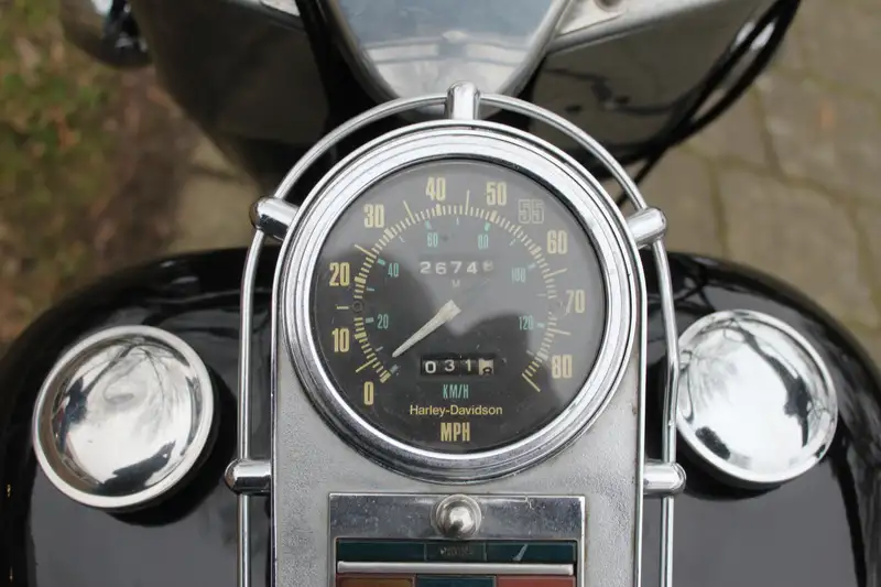 Harley-Davidson Electra Glide - foto 8