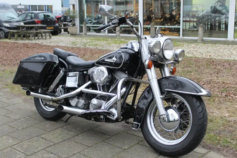 Harley-Davidson Electra Glide - foto 4