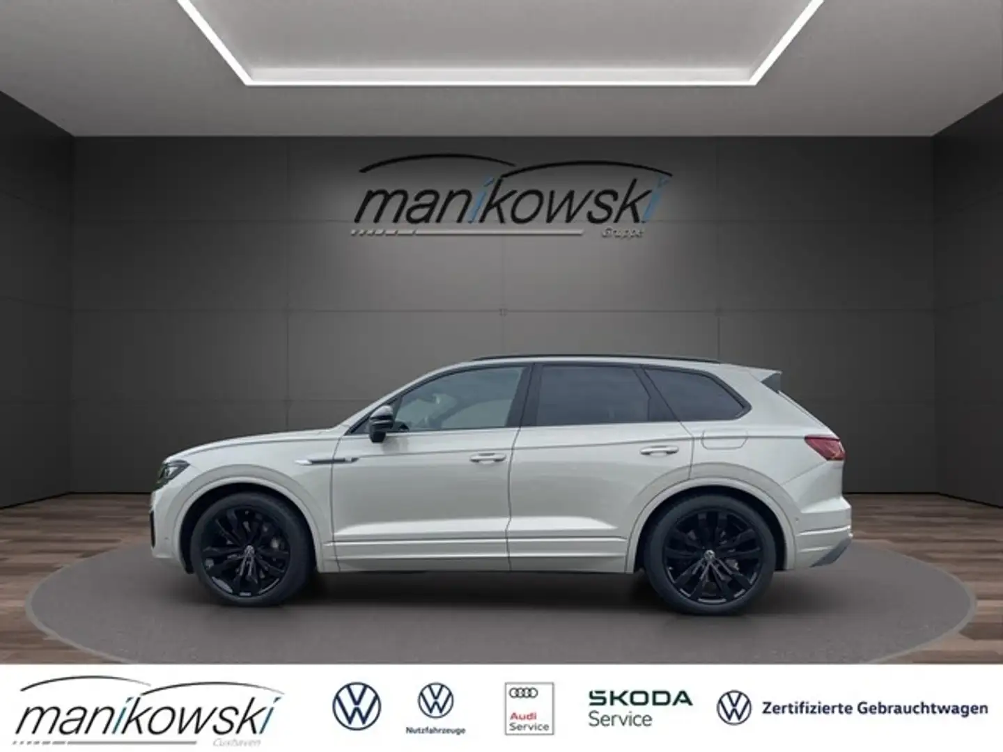 Volkswagen Touareg R 3.0TSI 4Motion eHybrid RAHK+PanoD+Keyless+LED+AC Beige - 2