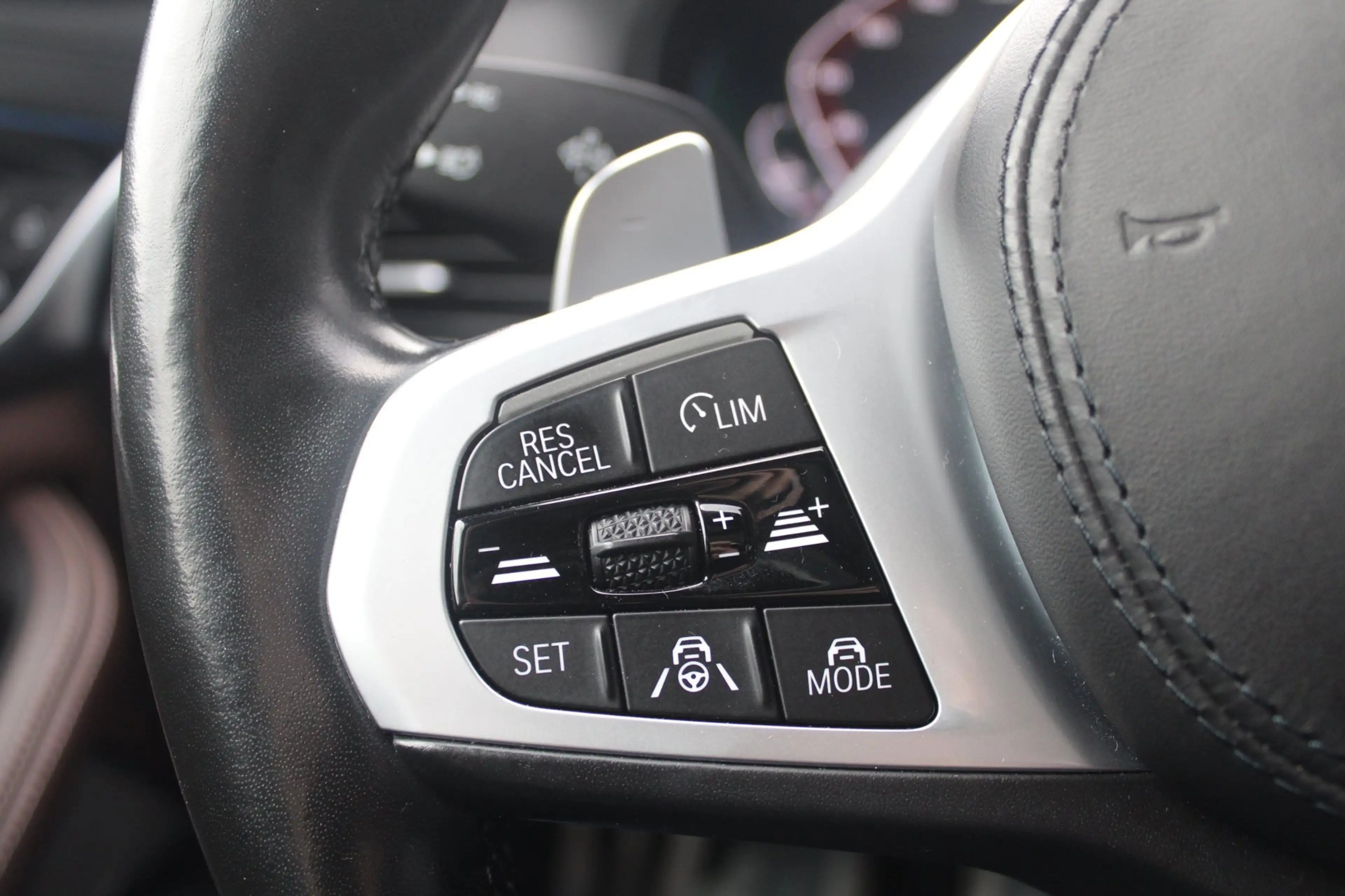 BMW 545 5-serie 545e xDrive M-Sport | Pano | 360 | Laser | — photo 11