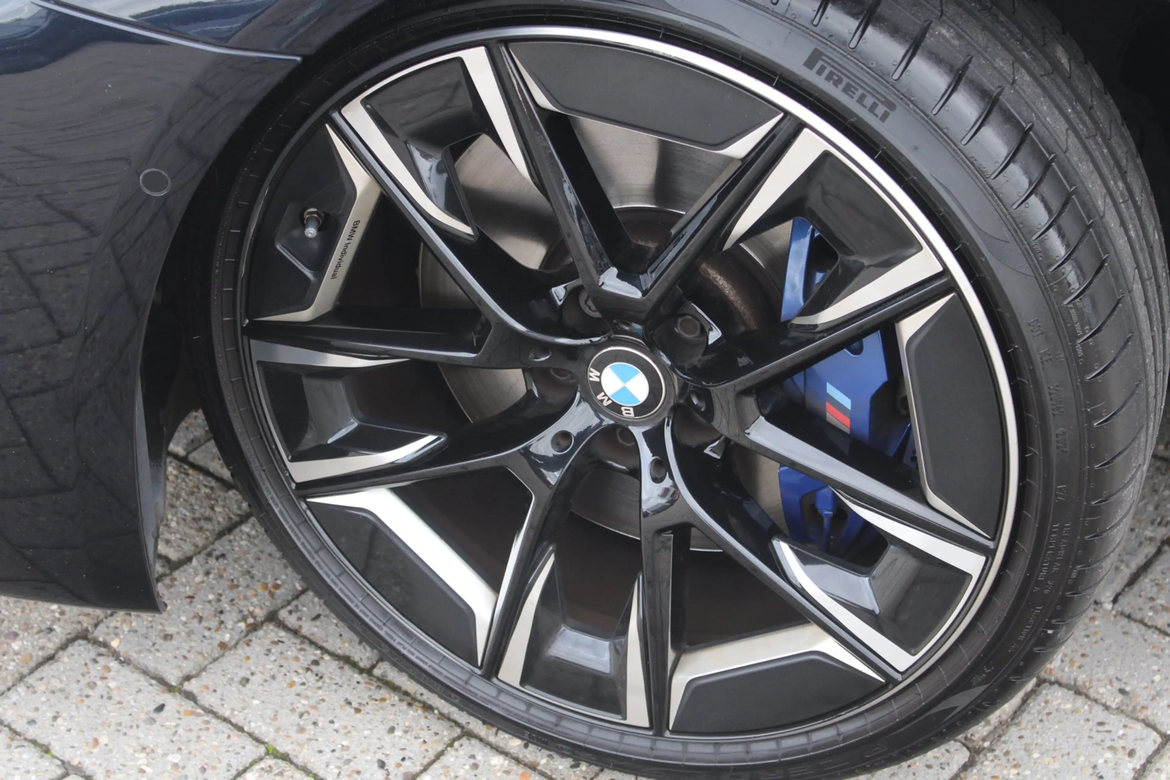 BMW 545 5-serie 545e xDrive M-Sport | Pano | 360 | Laser | — photo 6