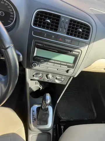 Volkswagen Polo view 21