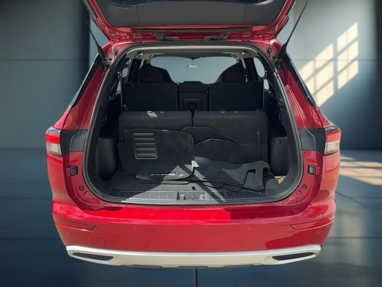 Mitsubishi Outlander снимка Mitsubishi Outlander